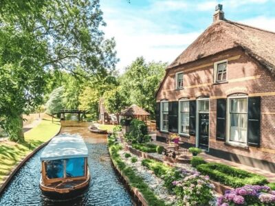 TOUR ĐỨC – HÀ LAN – BỈ – LUXEMBOURG – PHÁP 9N8Đ – KHÁM PHÁ LÀNG CỔ TÍCH GIETHOORN – BAY VN